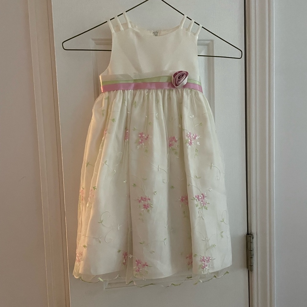 Little Girls size 2T flower girl dress.